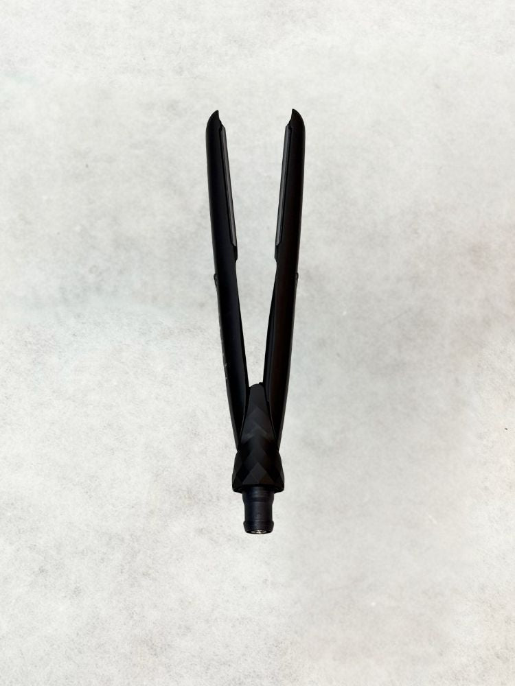 QC Series One™ Flat Iron